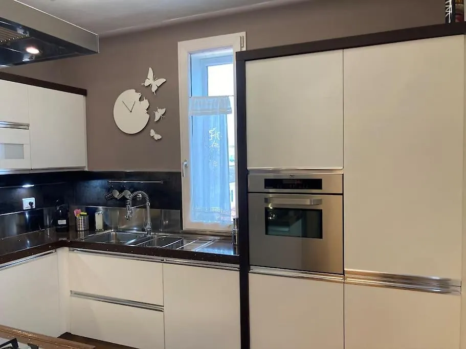Thesan Lodge, Chic & Modern Design Apartment Grosseto