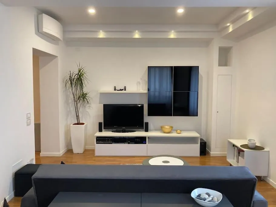 Thesan Lodge, Chic & Modern Design Apartment Grosseto